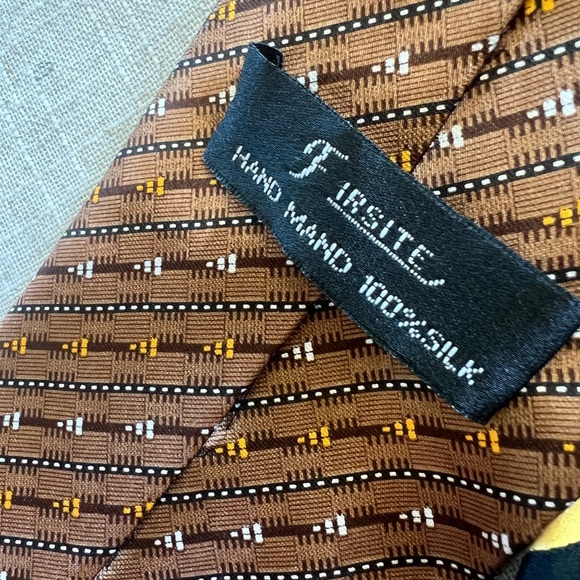 Silk Ties. All 100% silk men’s ties all three for $25. - Picture 6 of 10